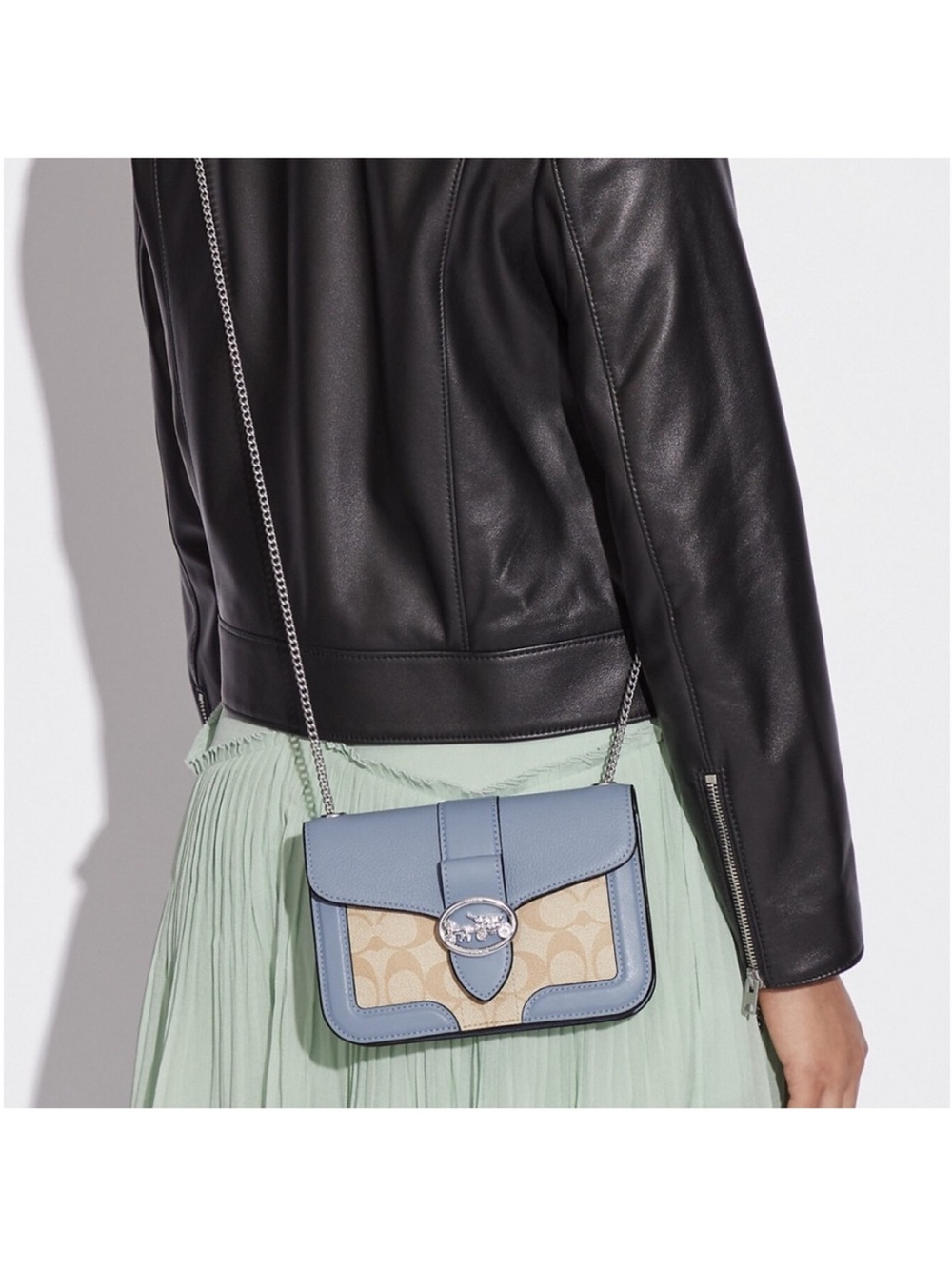 COACH Georgie Crossbody In Signature Canvas LIGHT KHAKI/MARBLE BLUE - Picture 3 of 15